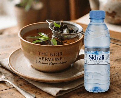 Thé noir / Verveine + eau 33 Cl