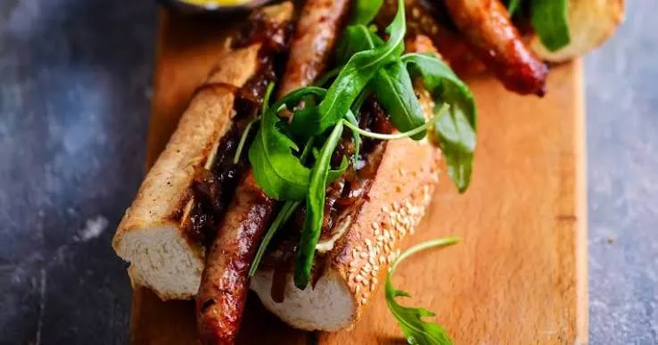 Sandwich saucisse de bœuf