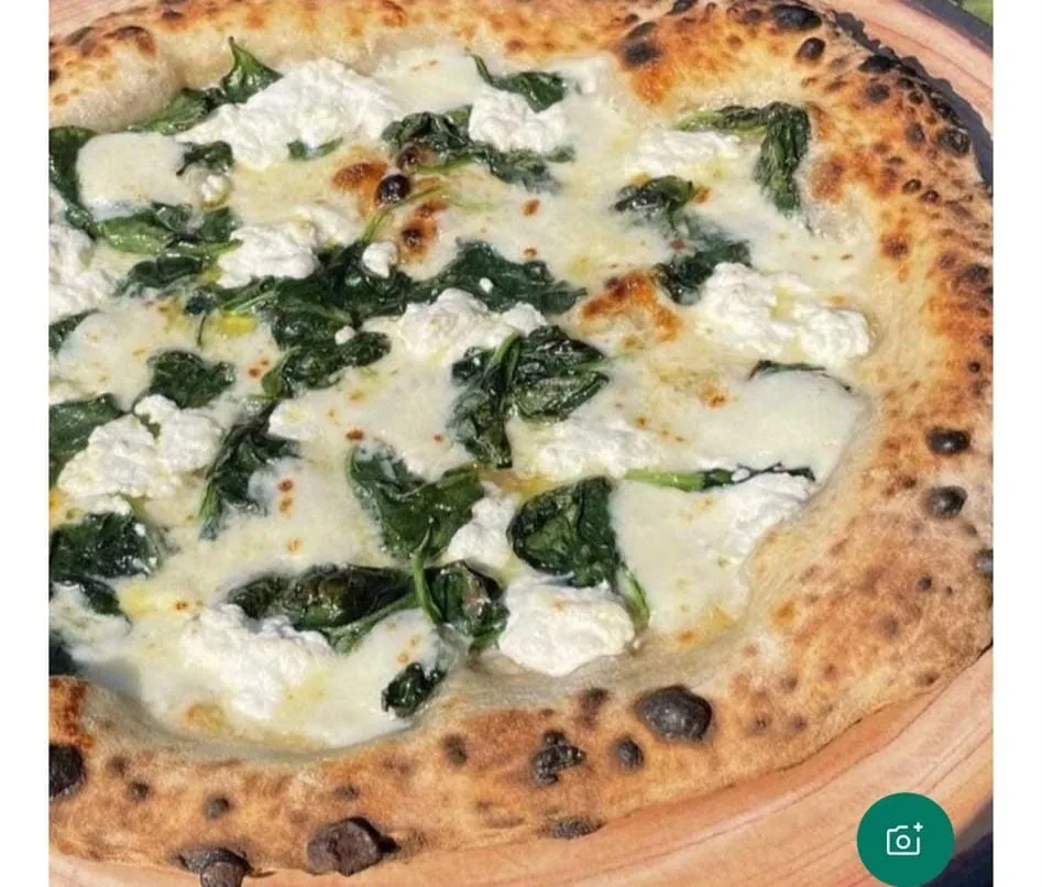 Pizza Emilia